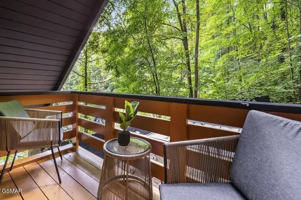 907 Ski Mountain Rd. Road, Gatlinburg, TN 37738