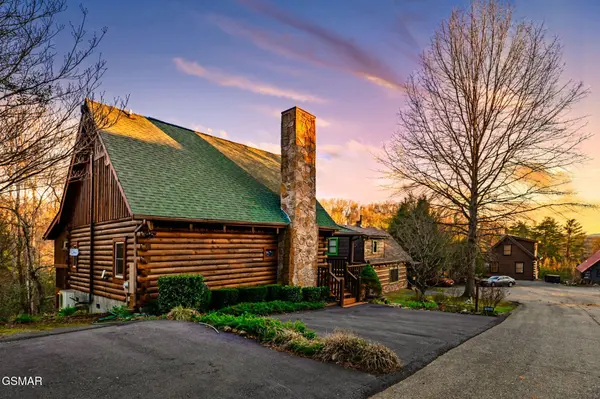 1008 Walini Way, Sevierville, TN 37876
