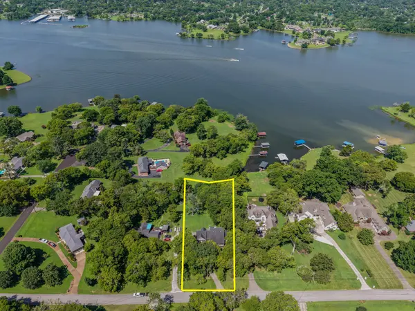 242 Lake Terrace Dr, Hendersonville, TN 37075
