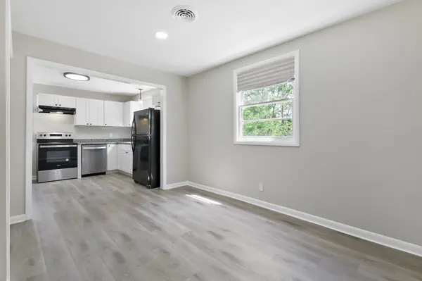 3248 Crowe Dr, Nashville, TN 37218