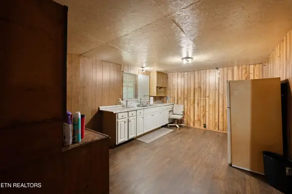 766 Wallop Lane, Crossville, TN 38571