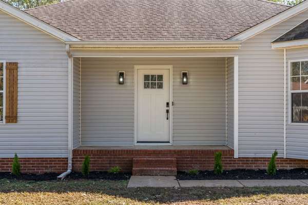 8635 Kingman Ct, Oak Grove, KY 42262