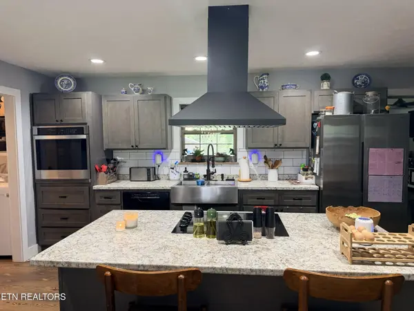 158 Daysville Rd, Rockwood, TN 37854