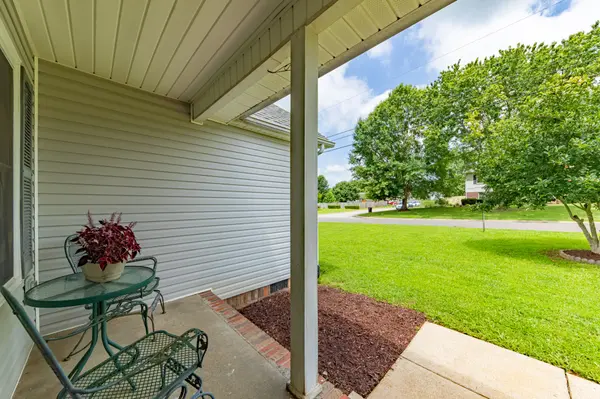 514 Winning Dr, Columbia, TN 38401