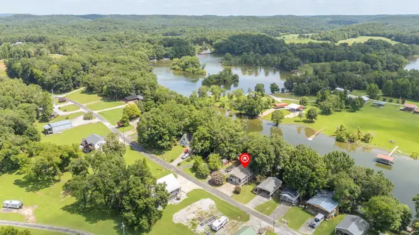 201 Beechview Dr, Clifton, TN 38425
