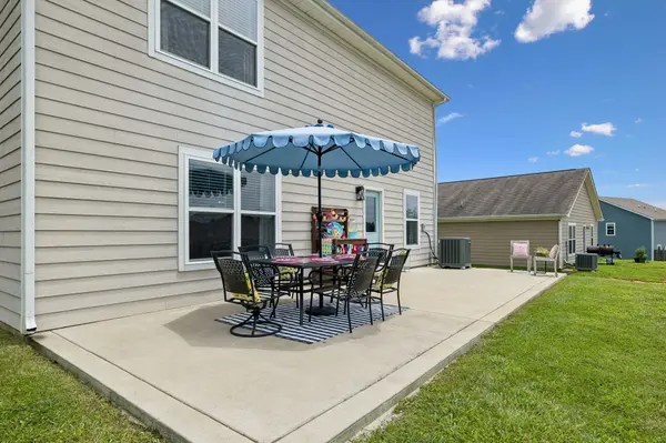2704 Swarm Ct, Columbia, TN 38401