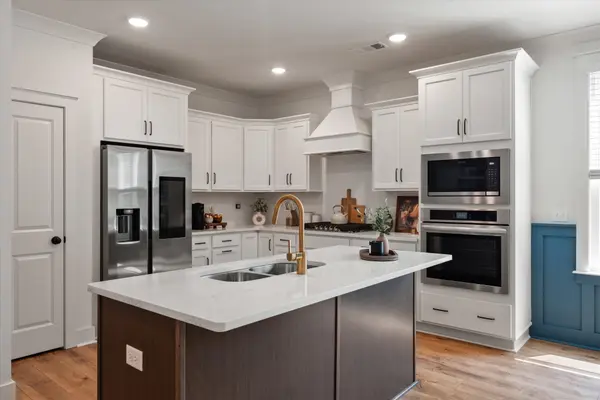 3124 Chatfield Dr, Murfreesboro, TN 37129