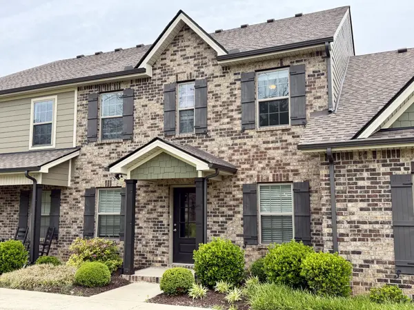 5628 Maples Retreat Drive, Murfreesboro, TN 37127