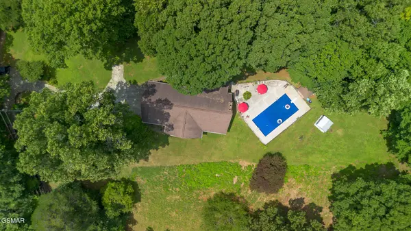 2101 W Governor John Sevier Highway, Knoxville, TN 37920