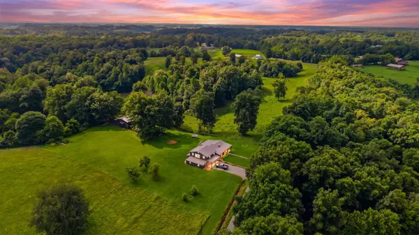 745 Lois Ridge Rd, Lynchburg, TN 37352