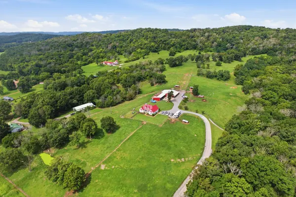 7595 Nolensville Rd, Nolensville, TN 37135