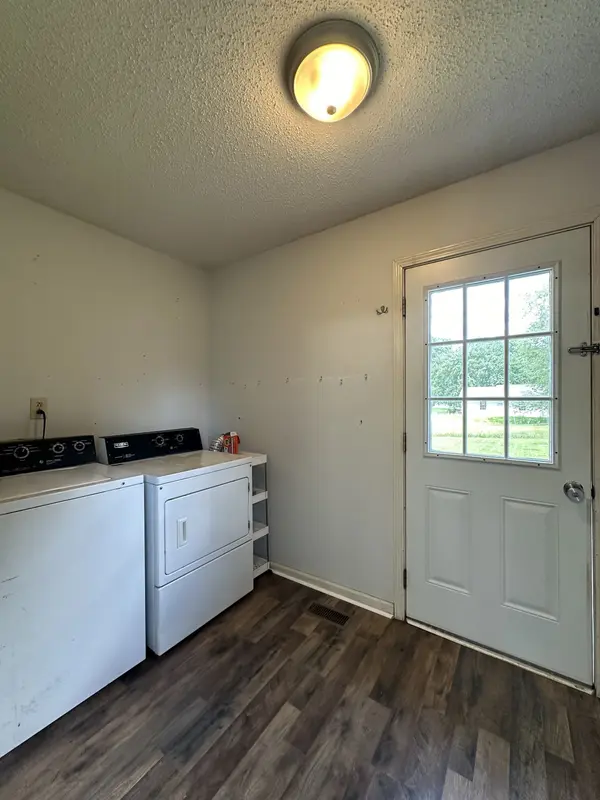 587 Anita Dr, Clarksville, TN 37042
