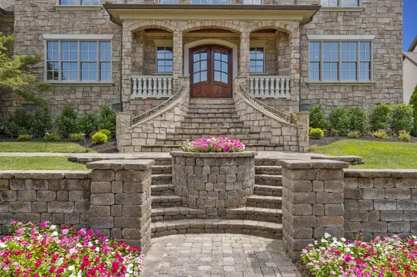201 Higginson Pl #S, Gallatin, TN 37066