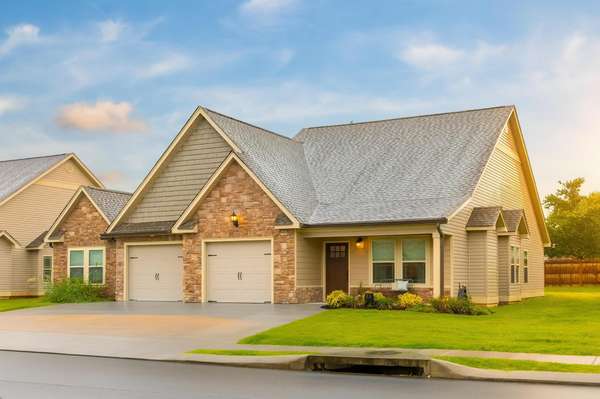 83 Morning Mist Drive, Rossville, GA 30741