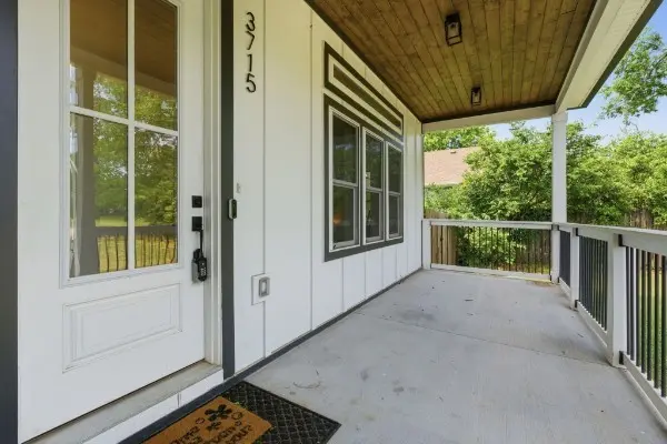 3715 Fairview Dr, Nashville, TN 37218