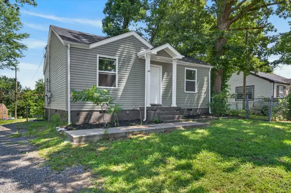 43 Chestnut Dr, Clarksville, TN 37042