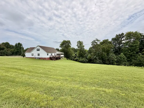 711 Milky Way Dr, Pulaski, TN 38478