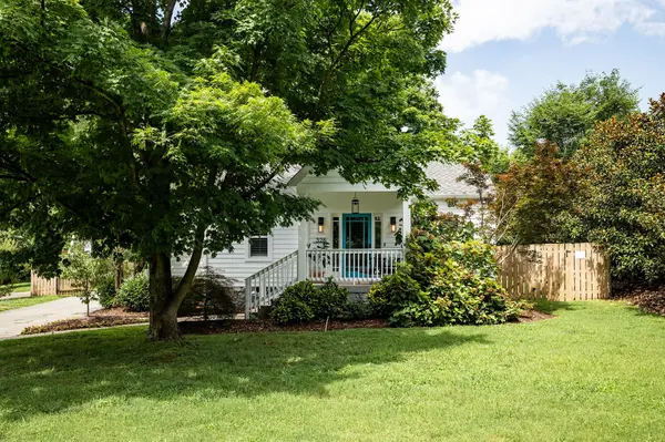 328 11th Ave #N, Franklin, TN 37064