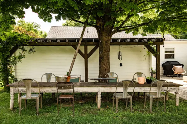 328 11th Ave #N, Franklin, TN 37064
