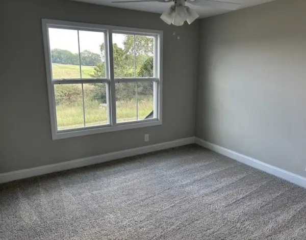 1417 Dan Brown Dr, Clarksville, TN 37042