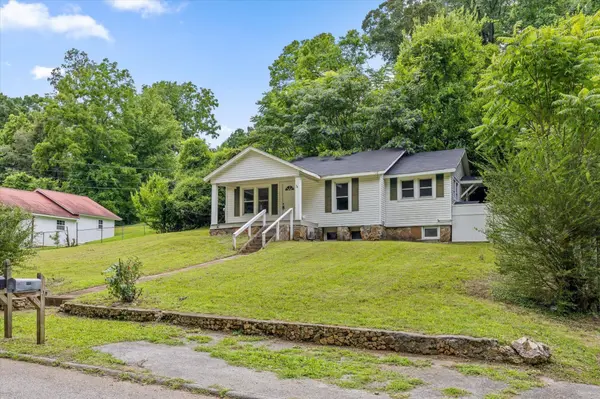 215 Glendale Drive, Chattanooga, TN 37405
