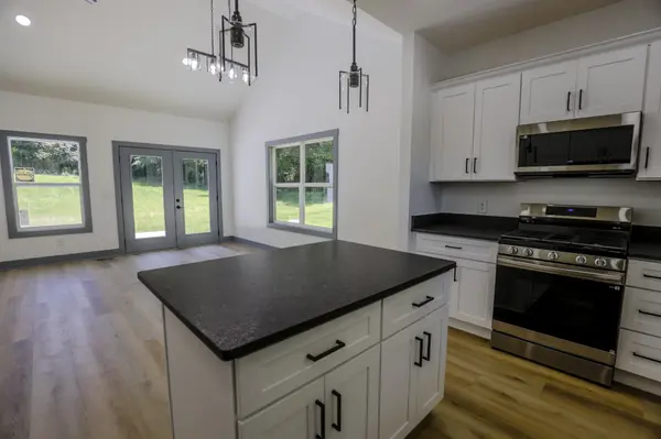 205 W Minnie Ave, Monterey, TN 38574