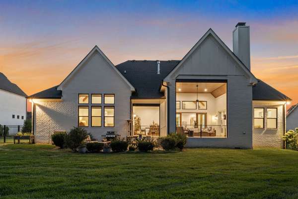 1878 Traditions Cir, Brentwood, TN 37027