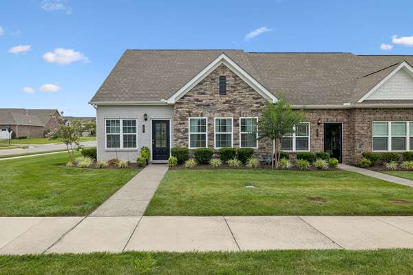 903 Meadowcrest Way, Lebanon, TN 37090