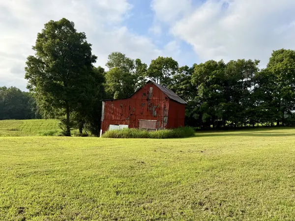 669 Houston Fielder Rd, Clarksville, TN 37043