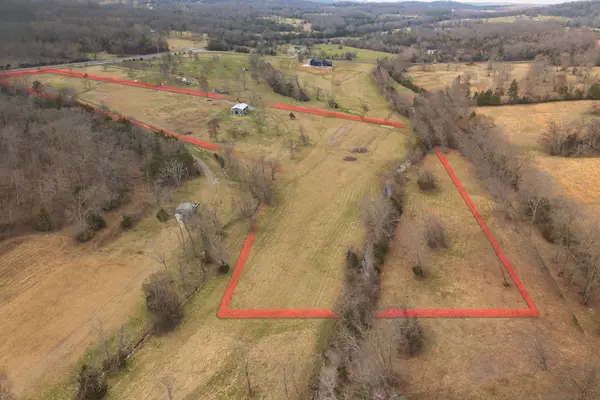 750 Railroad Rd, Wartrace, TN 37183