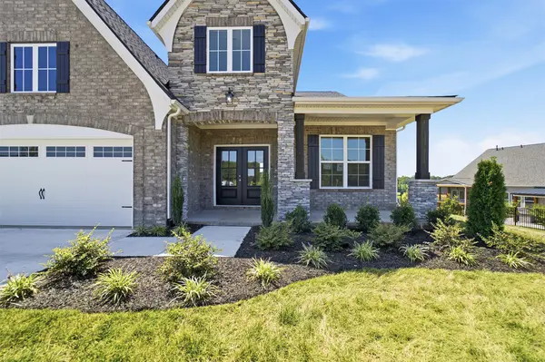 7914 Pine Street, Fairview, TN 37062