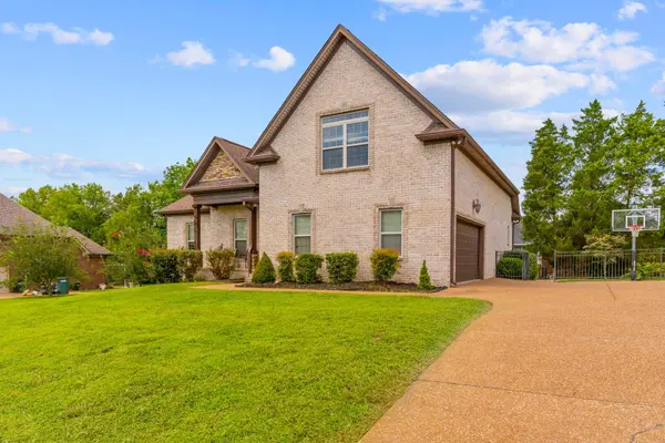803 Manner Ln, Lebanon, TN 37087
