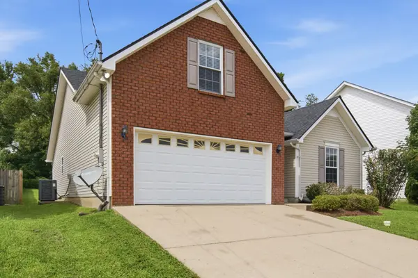8816 Cressent Glen Ct, Antioch, TN 37013