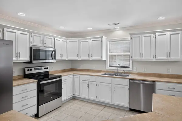 501 Forrest Cove Ln, Cookeville, TN 38501