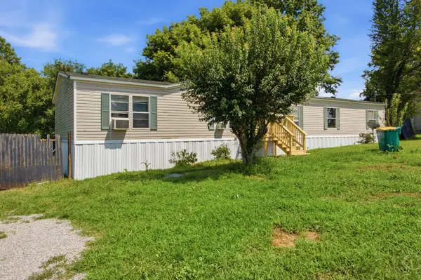 729 Elm St, Spring Hill, TN 37174