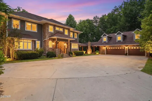 454 Pa Proffitt Road, Gatlinburg, TN 37738