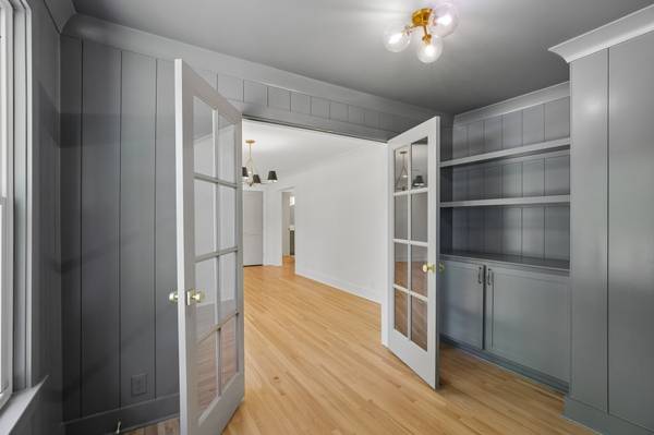 5157 Regent Dr, Nashville, TN 37220