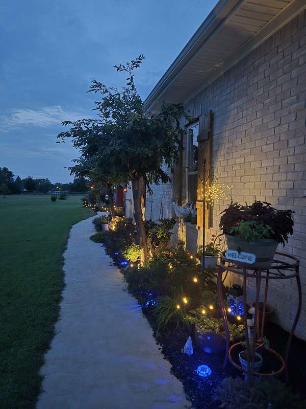 1138 Chenault Ln, Castalian Springs, TN 37031