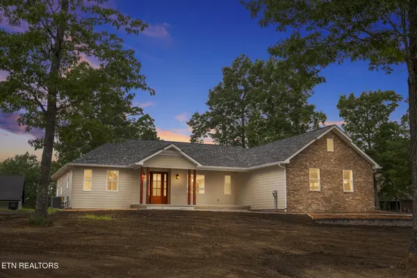 427 Bluff View Lp, Crossville, TN 38571