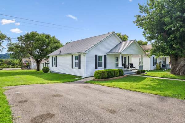 927 Trail St, Woodbury, TN 37190
