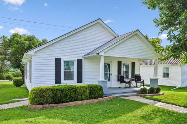 927 Trail St, Woodbury, TN 37190
