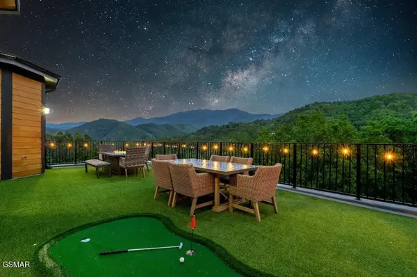 1257 Bavarian Way, Gatlinburg, TN 37738