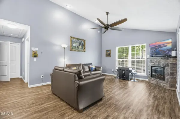 650 Lloyd Huskey Road, Pigeon Forge, TN 37863