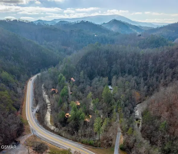 1940 Wears Valley Road, Sevierville, TN 37862