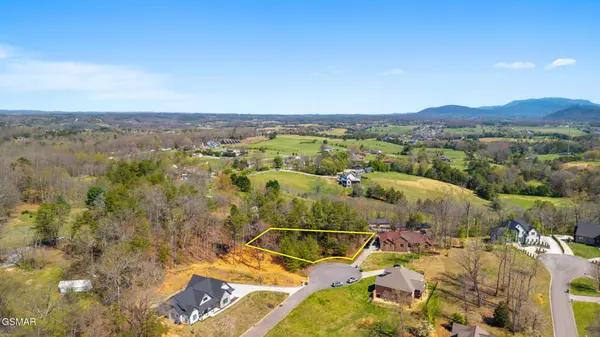 1701 Sierra Lane, Sevierville, TN 37862