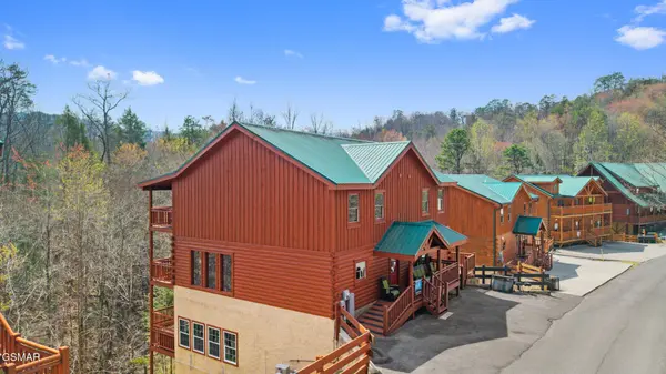 4359 Forest Ridge Way, Pigeon Forge, TN 37863