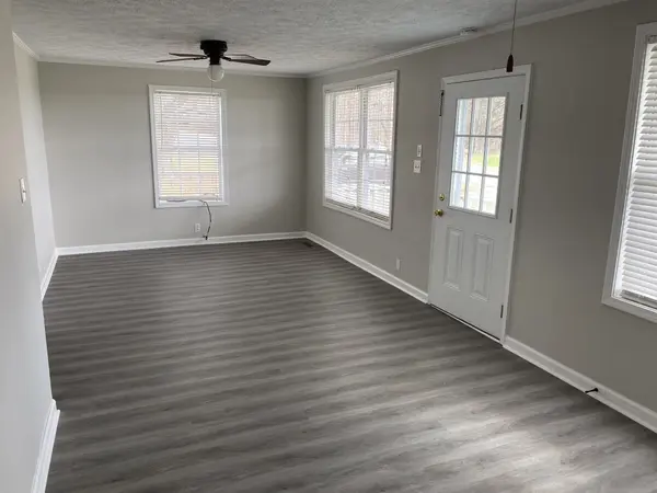 2289 Clarksville Rd, Trenton, KY 42286