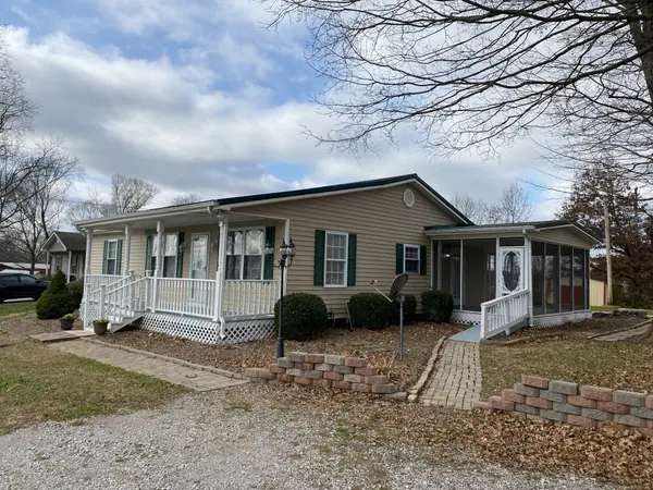 2289 Clarksville Rd, Trenton, KY 42286