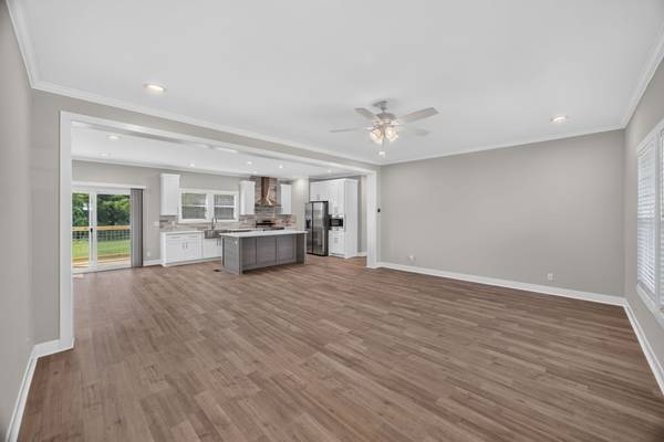 2499 River Ranch Dr, Cookeville, TN 38501