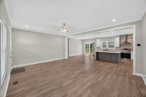 2499 River Ranch Dr, Cookeville, TN 38501
